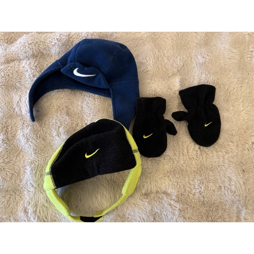 Nike hats and gloves